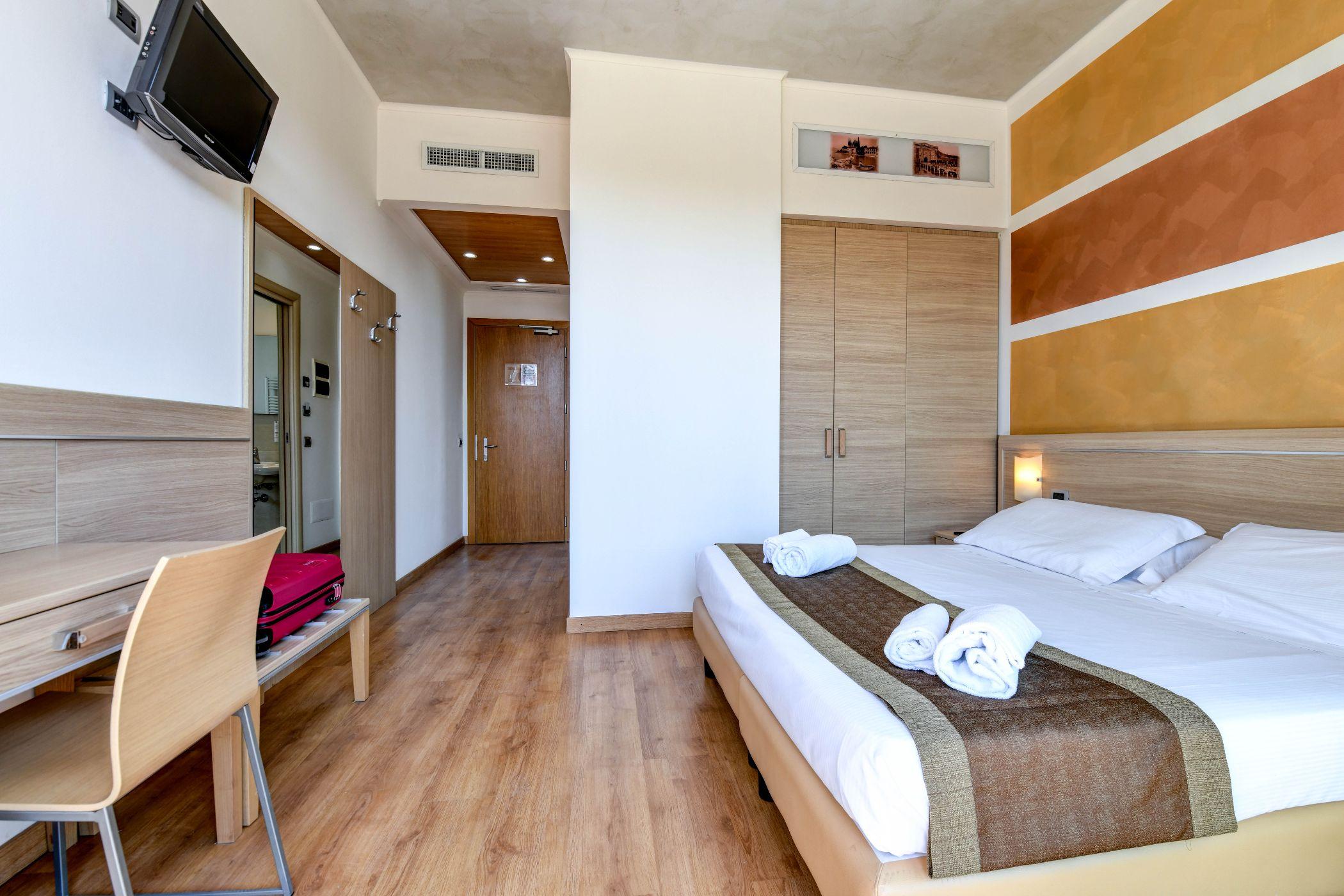 Hotel Rivus Peschiera del Garda Esterno foto