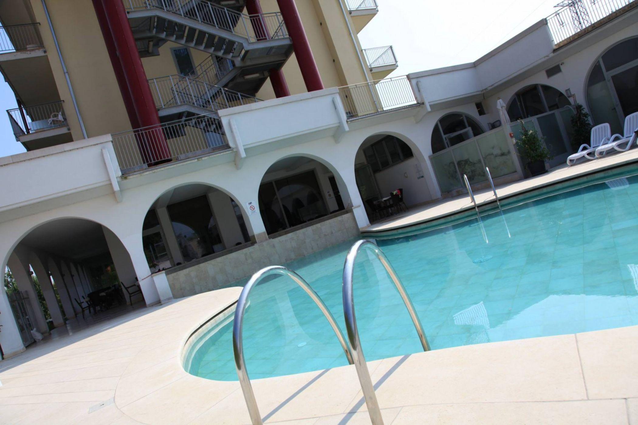 Hotel Rivus Peschiera del Garda Esterno foto